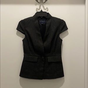 Cap sleeve suit jacket.